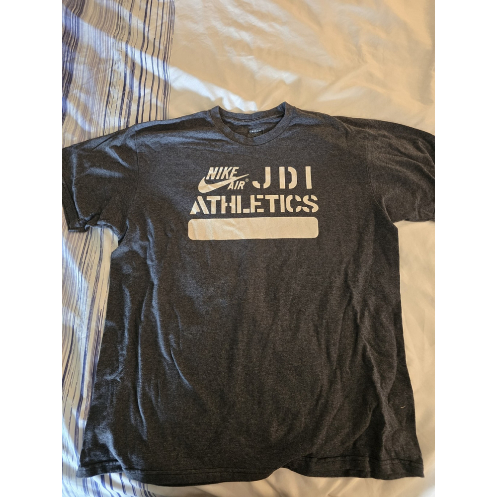 Nike Air JDI ATHLETIC LARGE GRAY SHIRT SHORTSLEEVES